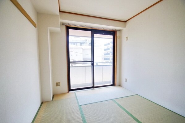 クレボナール三田の物件内観写真